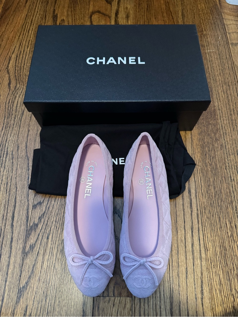 Chanel Pink Quilted Suede Ballet Flats - Picture 3 of 6